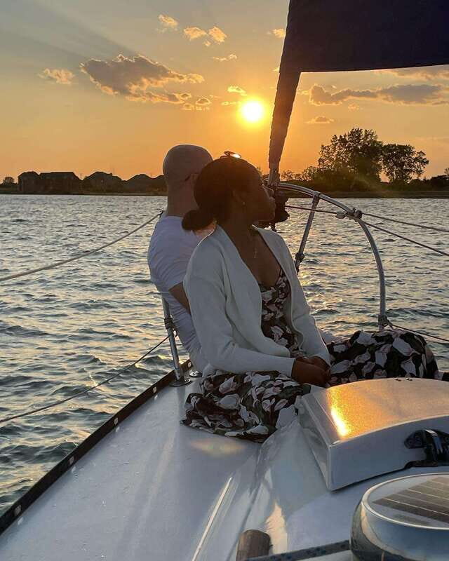 Detroit: Lake St. Clair Boat Cruise with Choice of Vessel - Authentic Insights: Past Experiences and Tips