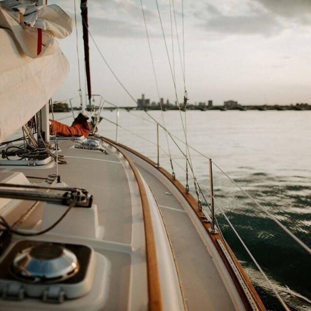 Detroit: Sailing Tour on the Detroit River - The Experience in Detail