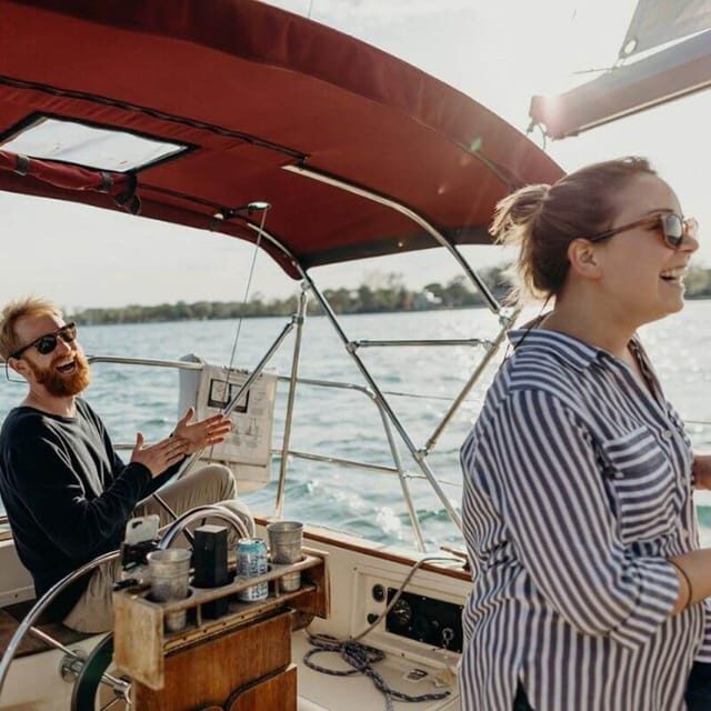 Detroit: Sailing Tour on the Detroit River - FAQ