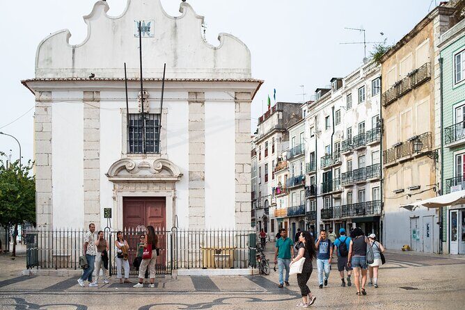 Devour Lisbon Food & Fado Tour Mouraria & Alfama Neighbourhoods - The Live Fado Experience