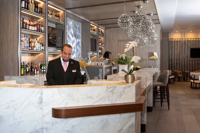 DFW Airport Plaza Premium Lounge at Terminal E - Key Points