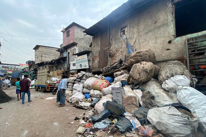 Dharavi Slum tour in Mumbai by local resident - Who Should Book This Tour?