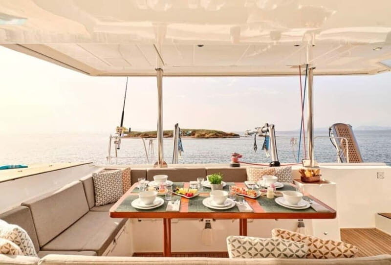 Dia: Day & Sunset Cruise with Menu by Greece's Top 100 Chef - Arrival at Dia Island