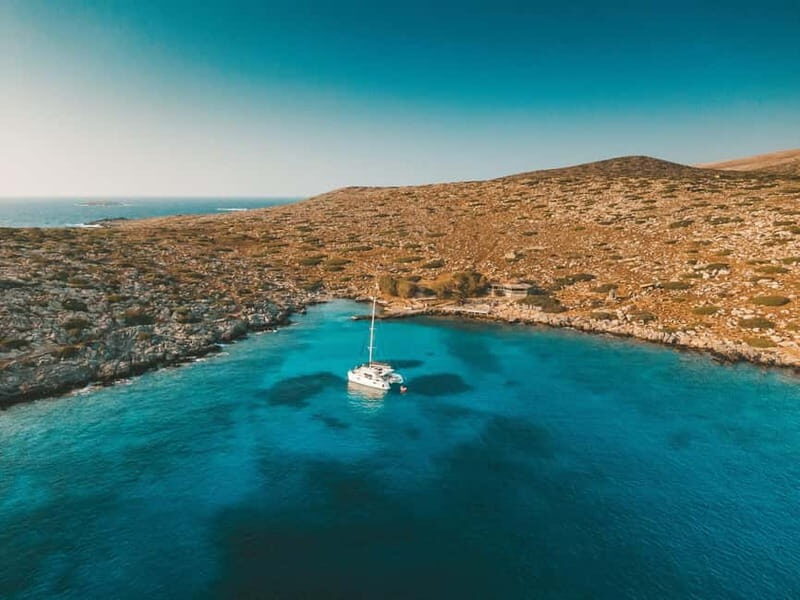 Dia Island Catamaran  Premium Lunch, Open Bar, Small Group - Practicalities and Tips for Your Cruise