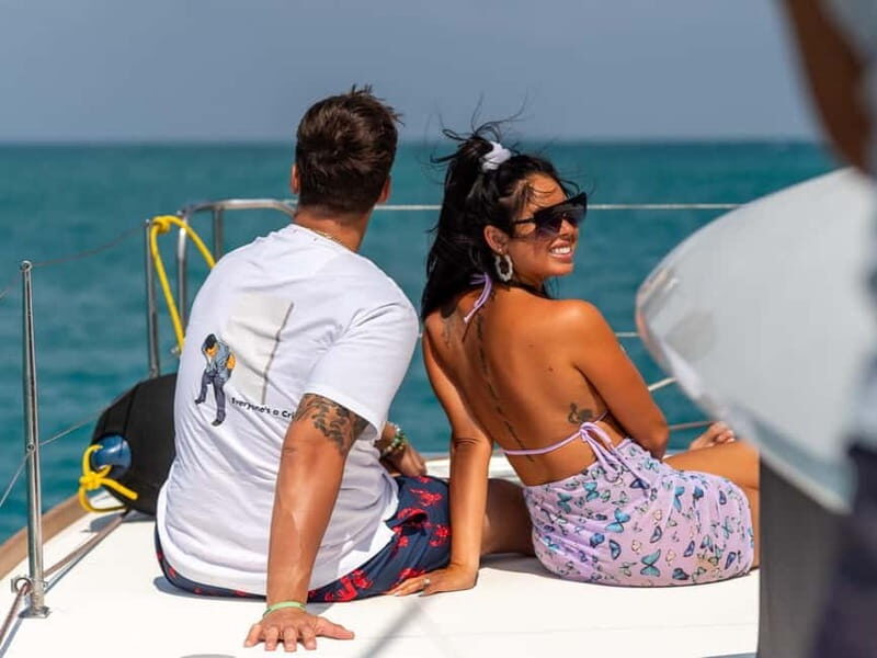 Dia Island Catamaran  Premium Lunch, Open Bar, Small Group - Frequently Asked Questions