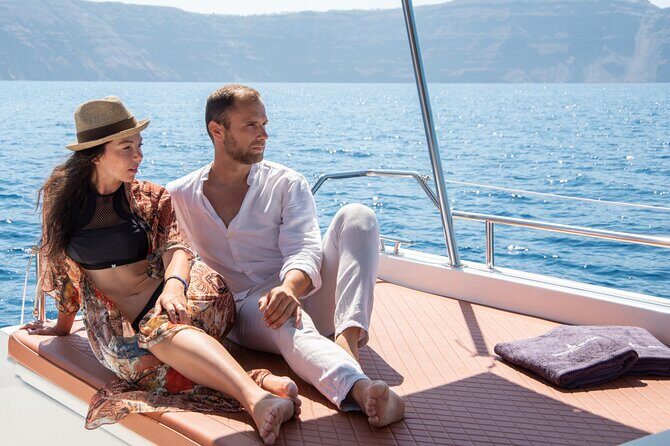 Diamond 36 Private Motor Yacht Caldera Cruise - FAQ