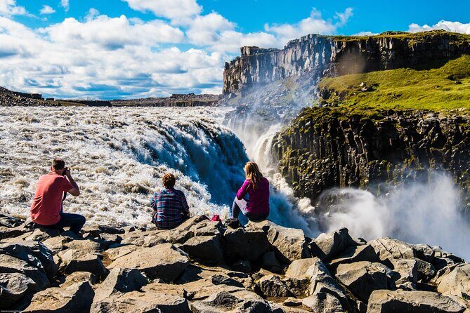Diamond Circle Day Tour from Akureyri - Transportation and Group Size