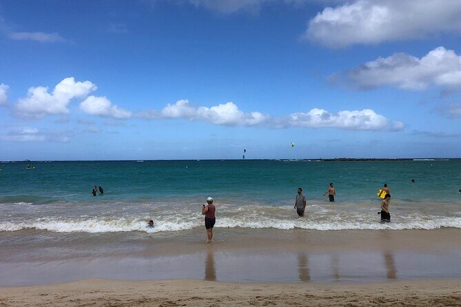 Diamond head crater trail , Sightseeing & South Side beach day - The Sum Up