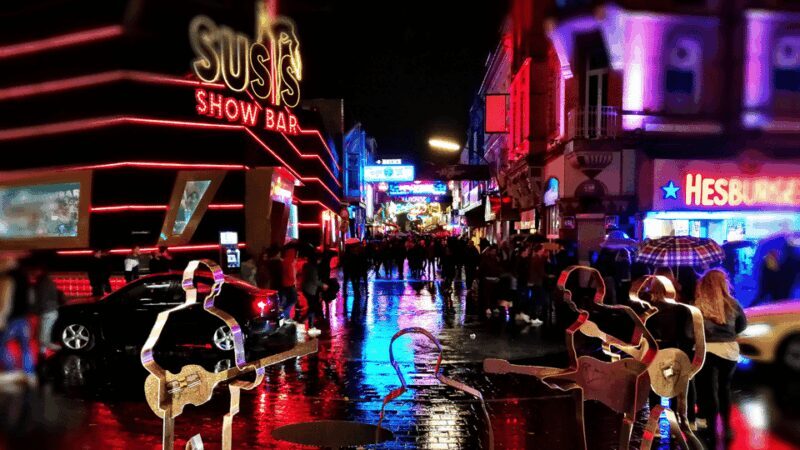 Die Kiez-Kapitän Reeperbahn & Beatles Kieztour Hamburg - Who Should Book This Tour?