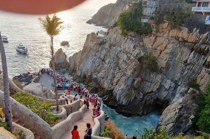 Different Versions of Sunset in "La Quebrada" High Cliff Divers - Final Thoughts