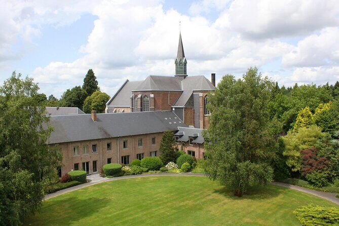 Dinant's Riverside, Castle and Beer Monastery Expedition - FAQ