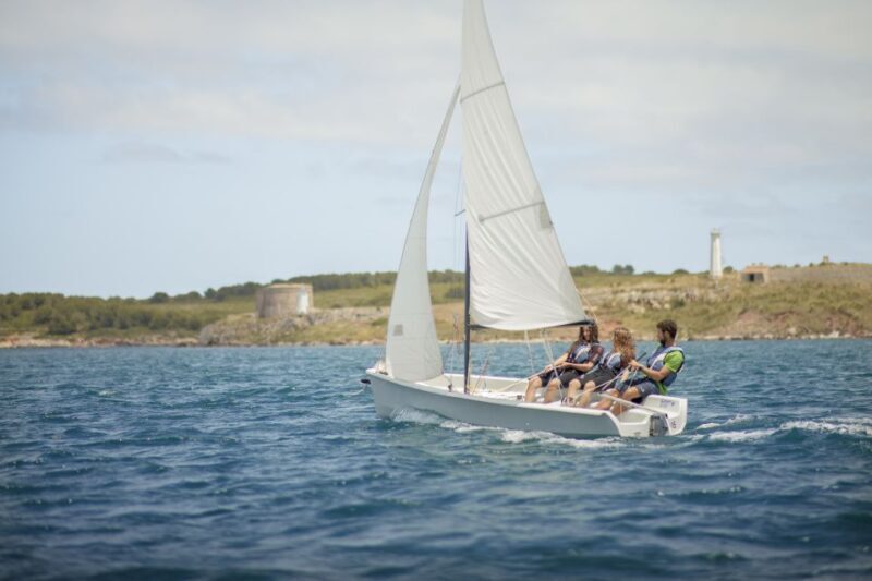 Dinghy Sailing Lesson in Menorca - Key Points