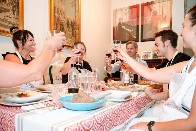 Dining Experience at a local's Home in Cortona with Show Cooking - FAQs