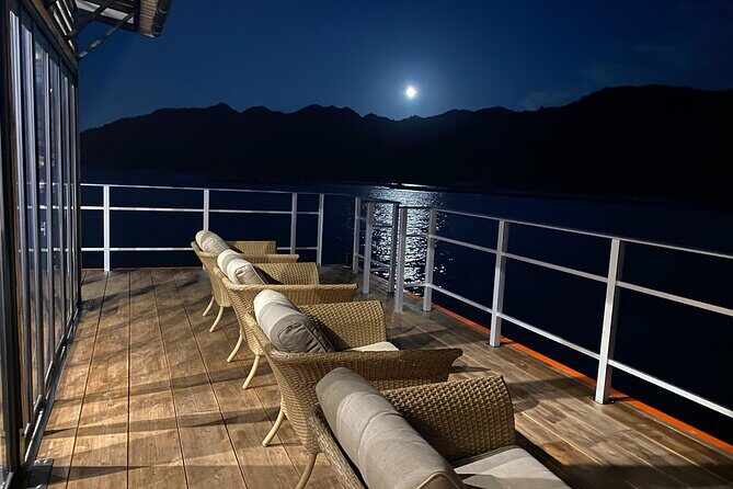 Dinner Cruise on HANAIKADA (Raft-Type Boat) with Scenic View of Miyajima - The Value of the Experience