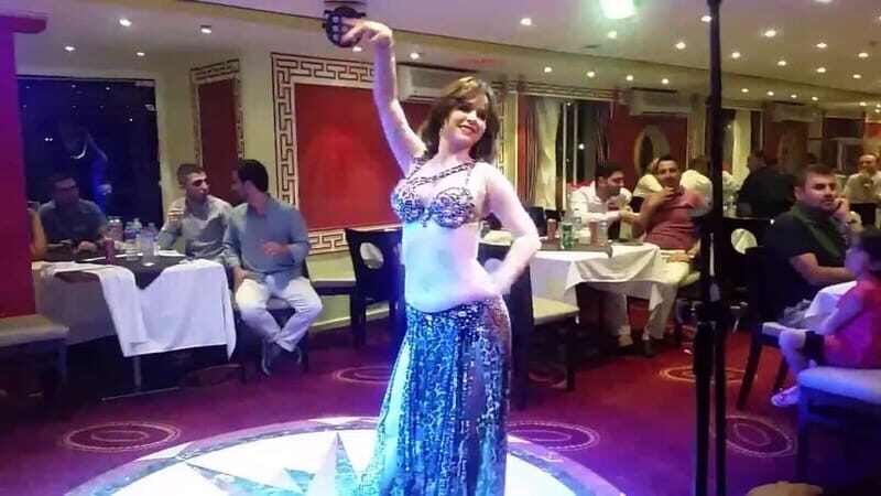 Dinner Cruise with Belly dancer show - Key Points