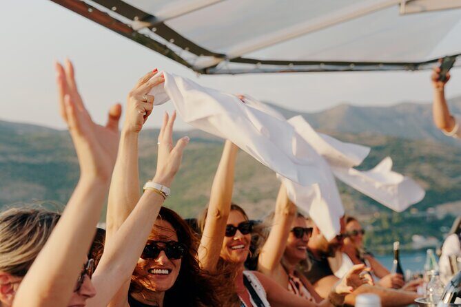 Dinner in the Sky Dubrovnik - Dine 50m above ground - The Sum Up