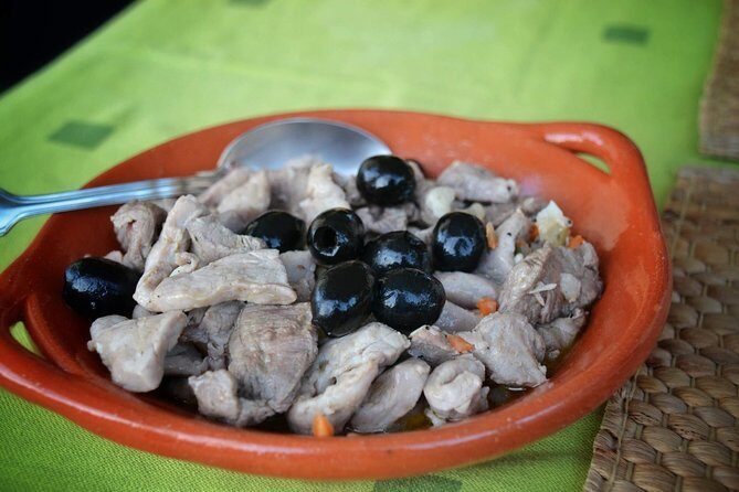 DINNER OR TAPAS in a Poruguese Home - The Practicalities: How the Experience Works