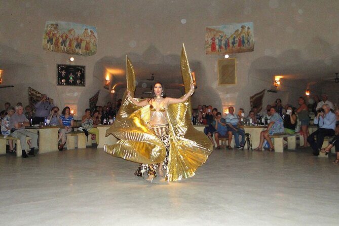 Dinner with traditional dance shows in cave restaurants - An In-Depth Look at the Experience