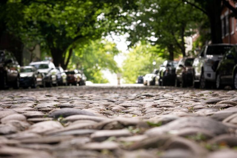 Discover Alexandria: Historic Homes, Churches, and Taverns! - Key Points