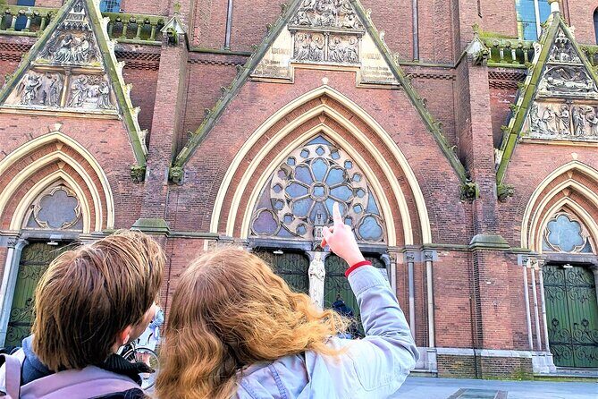 Discover Amsterdam's city center in this Outside Escape game tour - Practical Details and Value