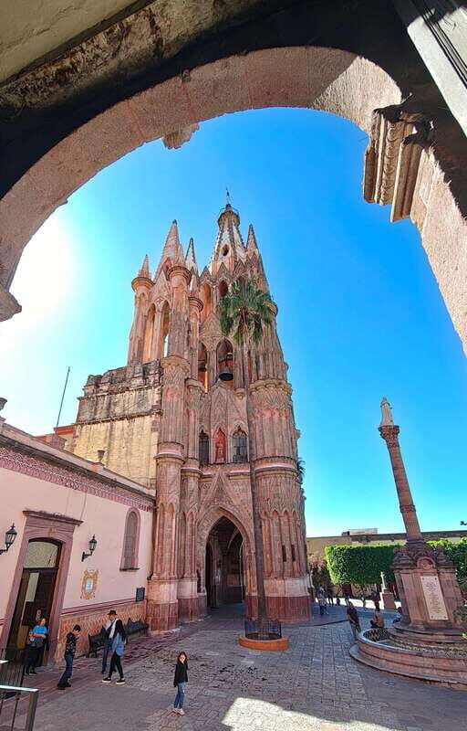 Discover and Explore San Miguel de Allende - Key Points