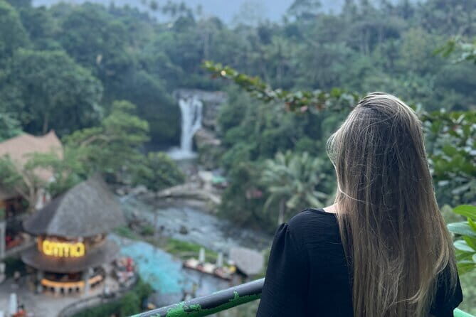 Discover Bali Best Tours: Tanah Lot, Monkey Forest, and Waterfall - An In-Depth Look at the Tour Itinerary