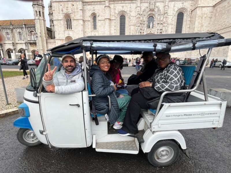 Discover beautiful Lisbon aboard a tuk tuk - An In-Depth Look at the Lisbon Tuk Tuk Experience