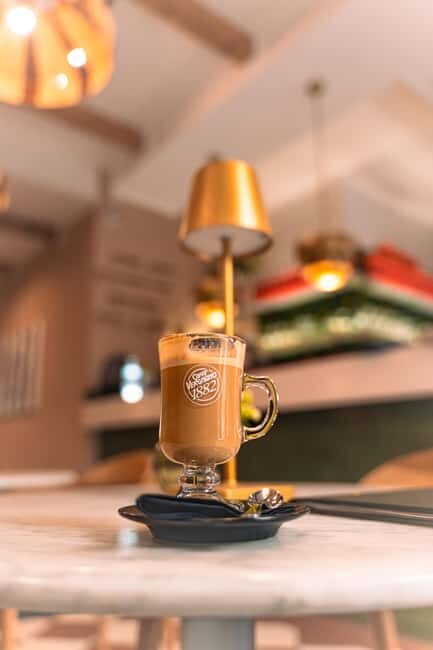 Discover Budapest: Coffee and Photo Guided Tour - The Sum Up