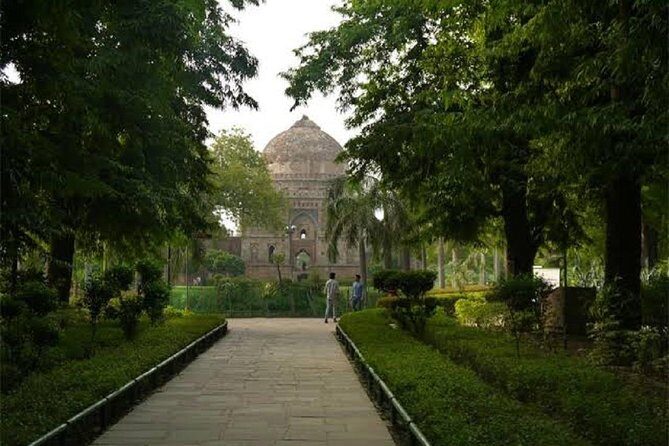Discover Delhi: Your Ultimate Guide to Iconic Sights - FAQs