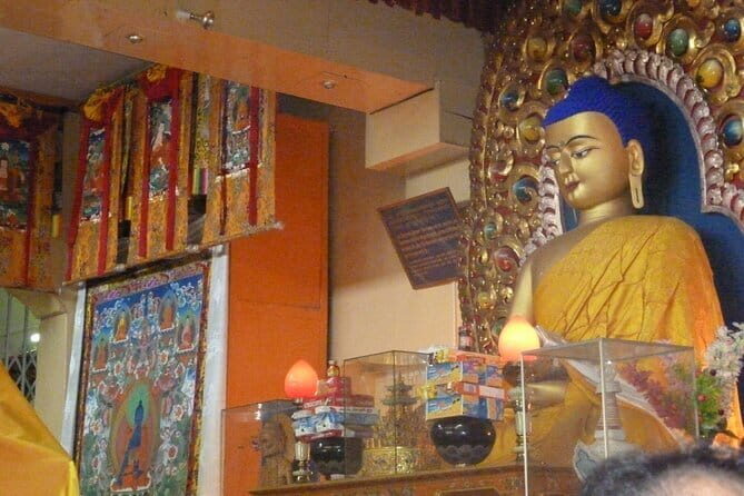Discover Dharamshala's monasteries for Tibetan spirituality - An In-Depth Look at the Dharamshala Monastery Tour