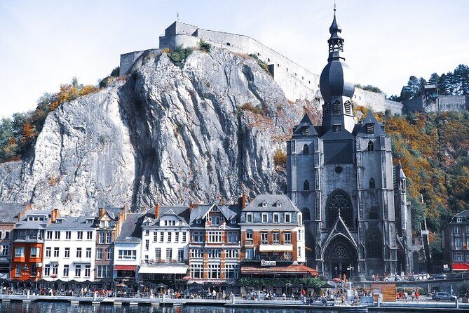 Discover Dinant while playing! Escape game - The alchemist - The Road Through Dinant’s Landmarks