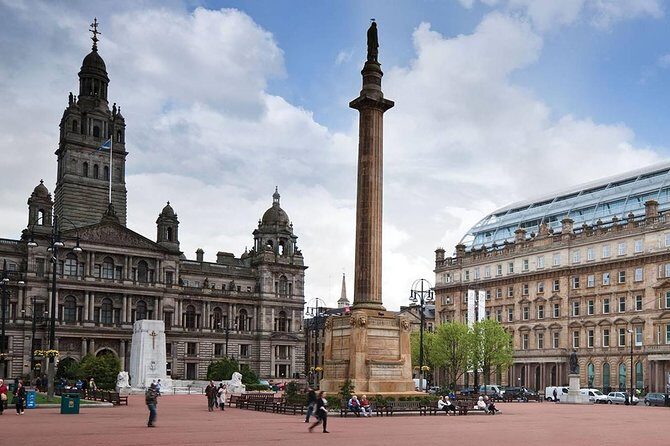 Discover Glasgow. Full day private tour in people carrier. - FAQs
