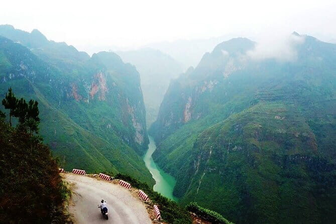 Discover Ha Giang 3D4N Tours by Motorbike -All inclusive - What Makes This Tour Stand Out?