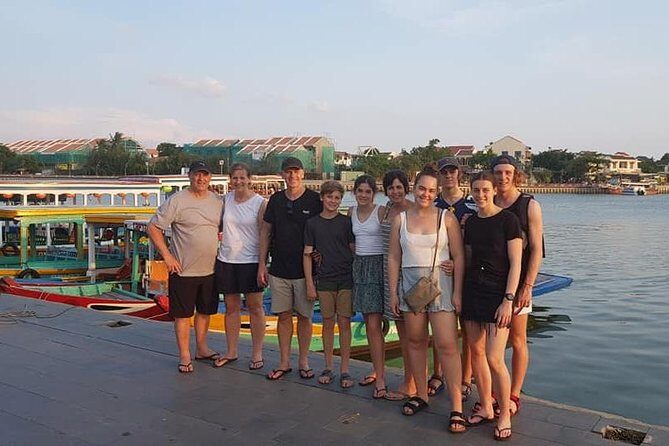 Discover Hoi An Walking Tour, Sampan Boat Ride, Night Market &Colourful Lanterns - Pickup and Introduction