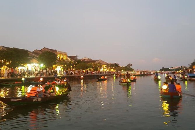 Discover Hoi An Walking Tour, Sampan Boat Ride, Night Market &Colourful Lanterns - Sampan Boat Ride along the Hoai River