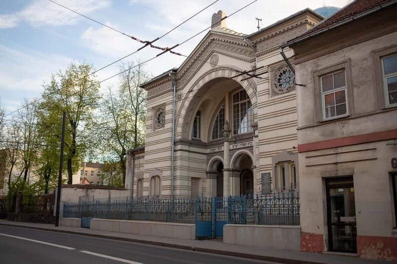 Discover Jewish Vilnius with a Local - Key Points