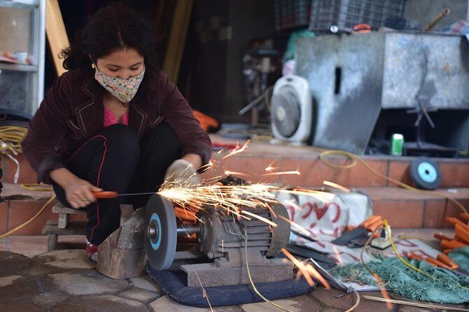 Discover Knife Da Sy Village in local village Hanoi - Why This Tour Offers Great Value