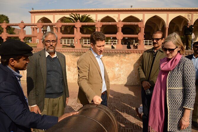 Discover Lahore City With Wagah Border & Lahore Fort - Full Day Trip - An Extensive Look at the Itinerary