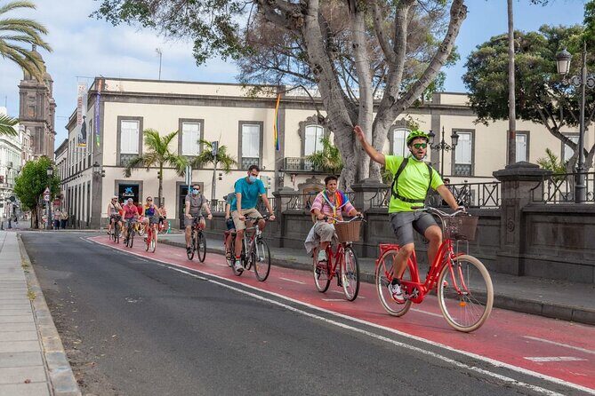 Discover Las Palmas City by Bike in 4 hours - A Deep Dive into the Tour Experience