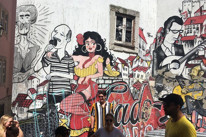 Discover Lisbon's Alfama: Secrets of the Old Town - Ending at Lisbon Cathedral