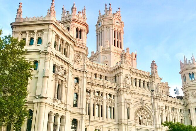 Discover Madrids most Photogenic Spots with a Local - A Detailed Look at the Madrid Photo Tour