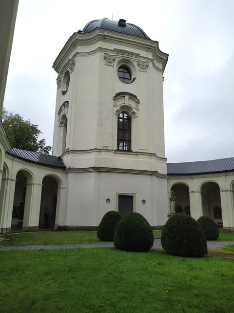 Discover Moravian Karst: Seven Stops, One Tailored Tour - An Introduction to Moravian Karsts Charm