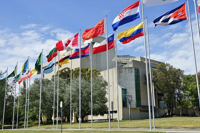 Discover Pearls of Canberra - Private Walking Tour - Key Points