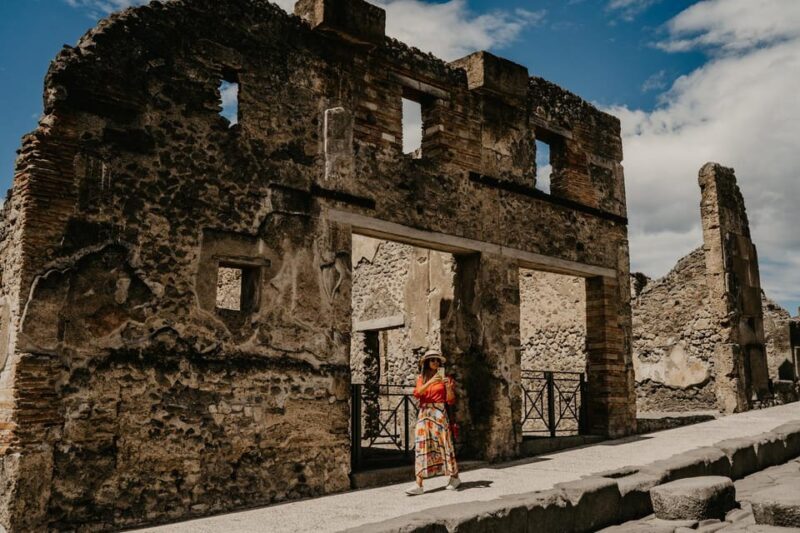 Discover Pompeii: French Walking Tour of the Buried City - What’s Included and What’s Not