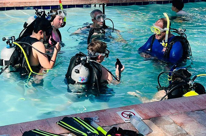 Discover Scuba Diving Course Pool Training Session in Key Largo. - Who Will Love This Experience?