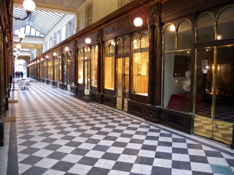 Discover Secret Passages in Paris - A Detailed Look at the Tour Experience