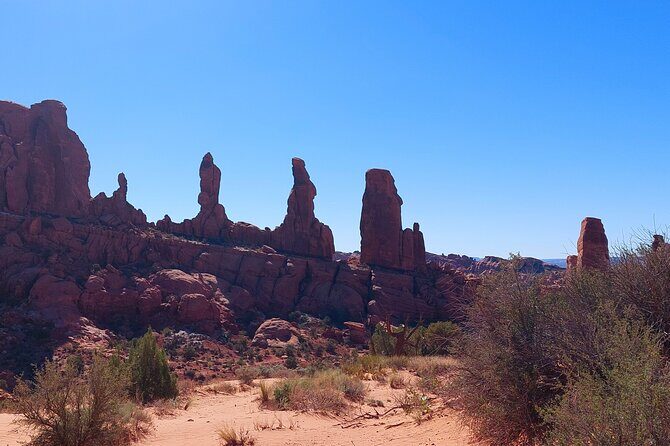 Discover The Hidden Arches: Solitaire Arches Private Desert Hike - The Sum Up: Is This Tour Right for You?