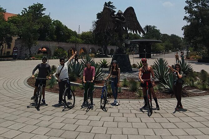 Discover the jewels of Chapultepec on a bike - FAQs