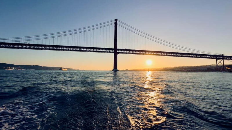 Discover the Lisbon Riviera : 2h Sunset Sailboat Wine Cruise - Key Points