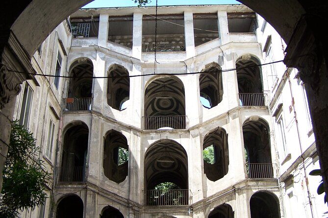 Discover the Rione Sanità with Insolitaguida - The Sum Up